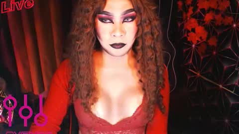 Snapshot of medusaprey chatting on 09-23-25, 06:44 THE QUEEN ALPHA Queen Medusa Prey online show from 09-23-25, 06:44