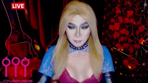 Snapshot of medusaprey chatting on 11-16-25, 07:19 THE QUEEN ALPHA Queen Medusa Prey online show from 11-16-25, 07:19