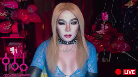 THE QUEEN ALPHA   Queen Medusa Prey online show from 01-09-26, 02:09