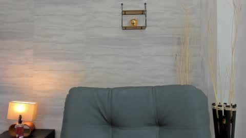 Snapshot of meegan_lopezz chatting on 02-21-25, 12:05 meegan_lopezz online show from 02-21-25, 12:05