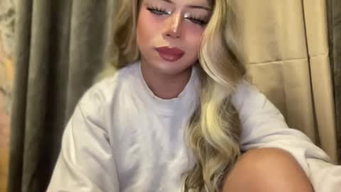 Snapshot of meetmehalfway888 chatting on 10-03-25, 12:13 GODDESS OF ALL GODDESSES online show from 10-03-25, 12:13