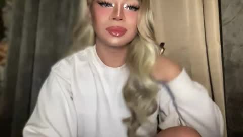 Snapshot of meetmehalfway888 chatting on 10-08-25, 10:24 GODDESS OF ALL GODDESSES online show from 10-08-25, 10:24