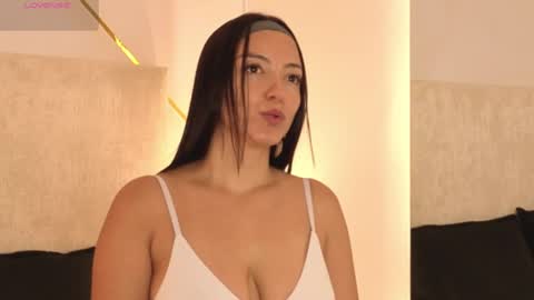 Megan online show from 04-18-26, 12:20