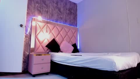 M E G A N online show from 01-26-25, 01:09