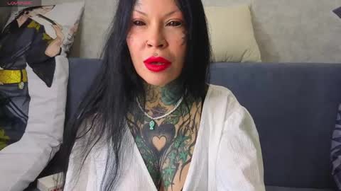 Helena Tuman online show from 05-23-26, 06:07