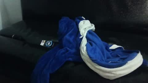 Megan and sophi online show from 02-03-25, 04:25