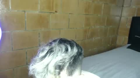 Megan and sophi online show from 04-25-26, 01:52