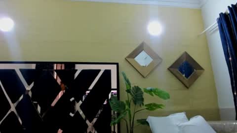 Snapshot of megan_devon chatting on 07-01-26, 12:18 online show from 07-01-26, 12:18