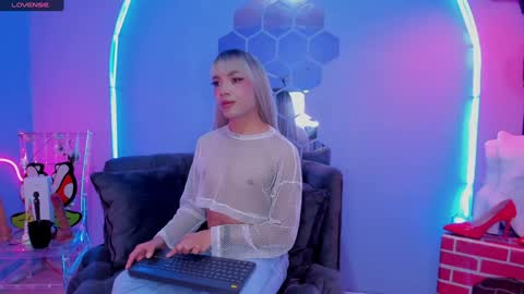 megan do santos online show from 01-06-25, 07:56