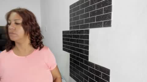 Snapshot of megan_greyxx chatting on 03-03-25, 02:04 megan_greyxx online show from 03-03-25, 02:04