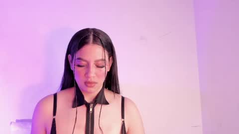 megan_jenner1 online show from 05-16-26, 06:32
