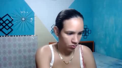 Snapshot of megan_little_ chatting on 03-12-26, 05:52 amanda online show from 03-12-26, 05:52