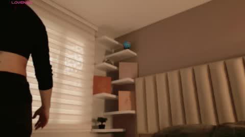     online show from 09-22-25, 12:07