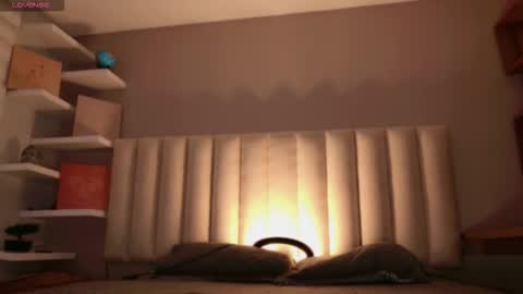     online show from 10-14-25, 12:06