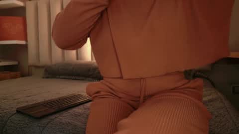     online show from 10-15-25, 12:05