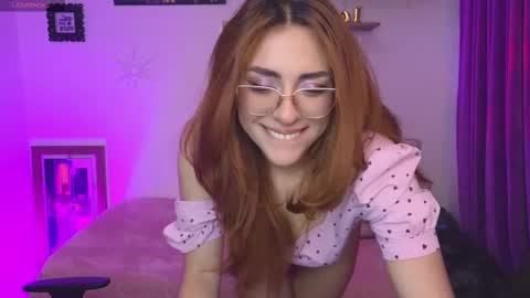 Snapshot of megan_ricci chatting on 10-03-25, 11:57 Laura online show from 10-03-25, 11:57