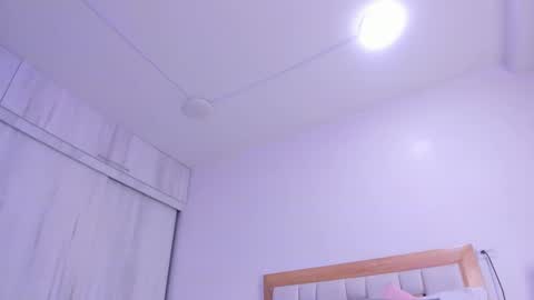 megan online show from 11-21-25, 03:05