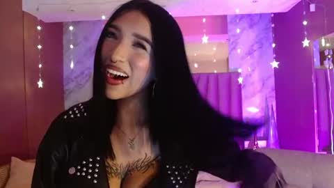 Snapshot of megan_saint chatting on 06-22-26, 02:14 megan_saint online show from 06-22-26, 02:14