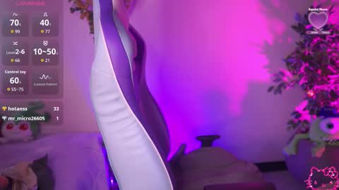 MEGAN  online show from 03-25-26, 05:08