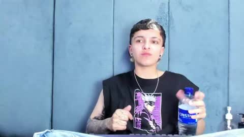 Snapshot of megan_thompsonn_ chatting on 06-12-26, 02:10 megan_thompsonn_ online show from 06-12-26, 02:10