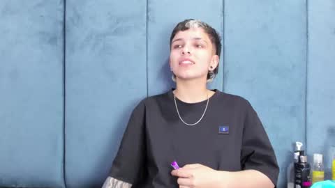Snapshot of megan_thompsonn_ chatting on 06-19-26, 02:05 megan_thompsonn_ online show from 06-19-26, 02:05