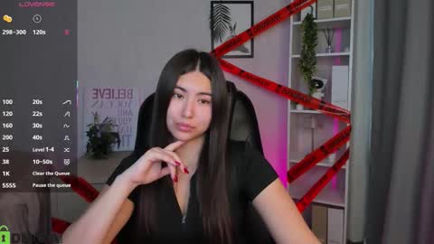 Snapshot of megan_williamms chatting on 10-23-25, 09:41 Megan online show from 10-23-25, 09:41