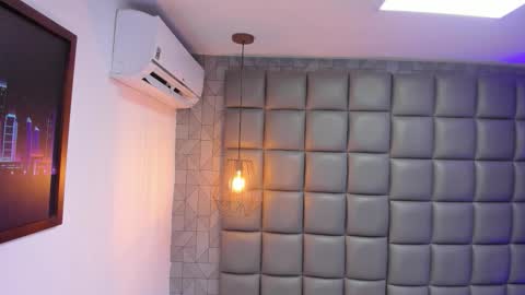 Snapshot of megan_woll chatting on 02-03-26, 02:53 Megan online show from 02-03-26, 02:53