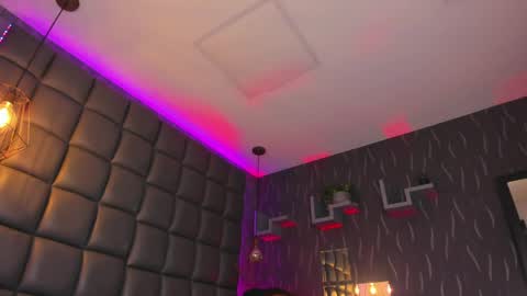 Megan online show from 04-10-26, 08:13