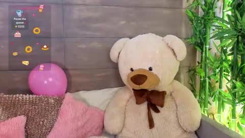 Megan  online show from 09-25-25, 11:47