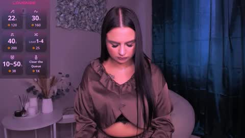 Snapshot of meganberrybb chatting on 10-24-25, 02:52 Meganberry online show from 10-24-25, 02:52