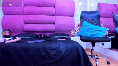 MeganFOXXI  online show from 02-01-25, 12:07