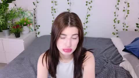 Snapshot of meganfury chatting on 01-09-26, 09:56 meganfury online show from 01-09-26, 09:56