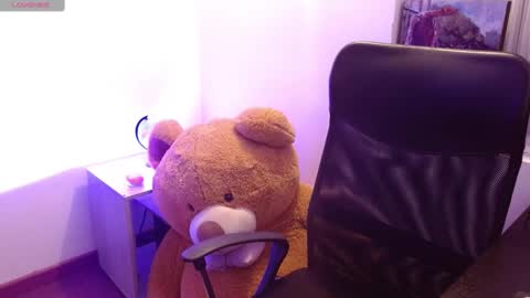 MEGAN online show from 02-20-25, 06:35