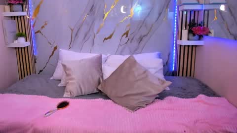 meganlust11 online show from 05-15-26, 11:45