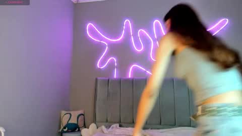 meganpeach_ online show from 12-01-25, 12:32