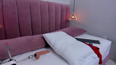 Megan  online show from 01-29-25, 03:58