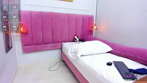 Megan  online show from 10-25-25, 07:08