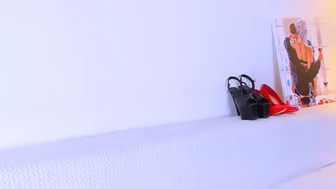 Snapshot of meganstones chatting on 11-08-25, 06:51 Megan online show from 11-08-25, 06:51