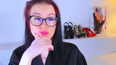 Snapshot of meganstones chatting on 12-13-25, 07:53 Megan online show from 12-13-25, 07:53