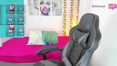 MEGAN  online show from 12-30-24, 11:38