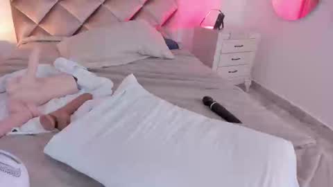 M E G A R A online show from 01-07-25, 07:42