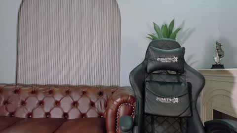 MEGGAN LUXX online show from 07-14-26, 11:05