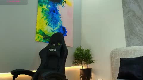 MEGGAN LUXX online show from 07-28-26, 12:48