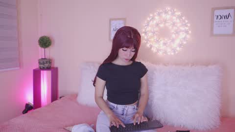 Meggie 1J online show from 01-07-26, 12:13