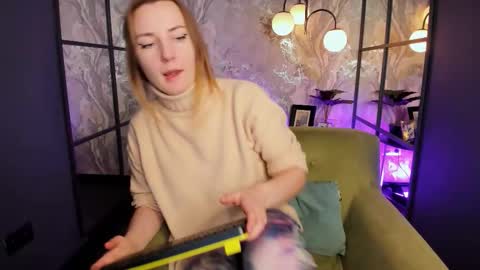 Meggy online show from 01-15-26, 01:26