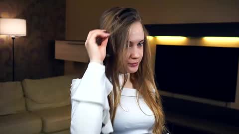 Snapshot of meghanantell chatting on 02-26-25, 08:04 Alberta First stream 02252025 1230 UTC online show from 02-26-25, 08:04