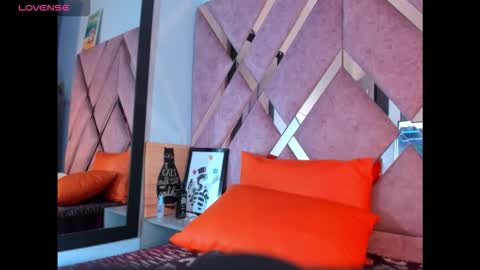 meghanqueen__ online show from 03-18-26, 06:16