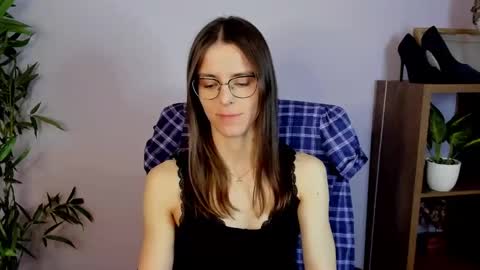 Snapshot of megi_erotic chatting on 03-11-25, 05:57 Megi online show from 03-11-25, 05:57