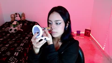 Snapshot of mei04_ chatting on 01-12-26, 09:42 Melissa online show from 01-12-26, 09:42