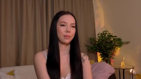 Snapshot of meibiagi chatting on 01-06-26, 06:33 Chris online show from 01-06-26, 06:33